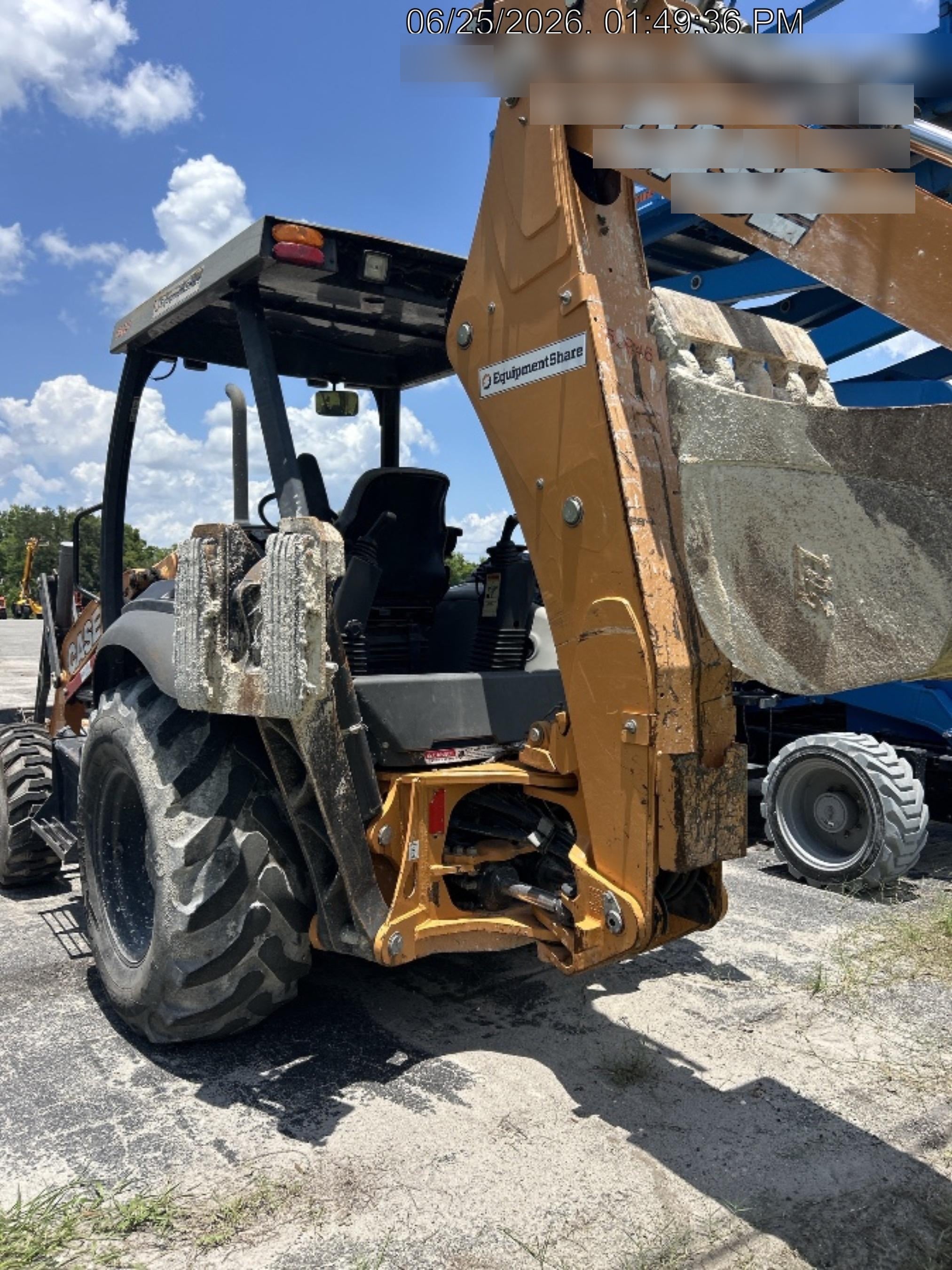 2019 Case 580N EP Canopy, 4WD, 1-Way Aux Hydraulics, Pilot Controls, Ride Control and Loader Aux Hydraulics, 900 LB. Front CWT, 82" HD LONG LIP (1 CU. YD.) W/BOCE AND LIFT EYES, FLIP OVER/STABILIZER PADS COMB