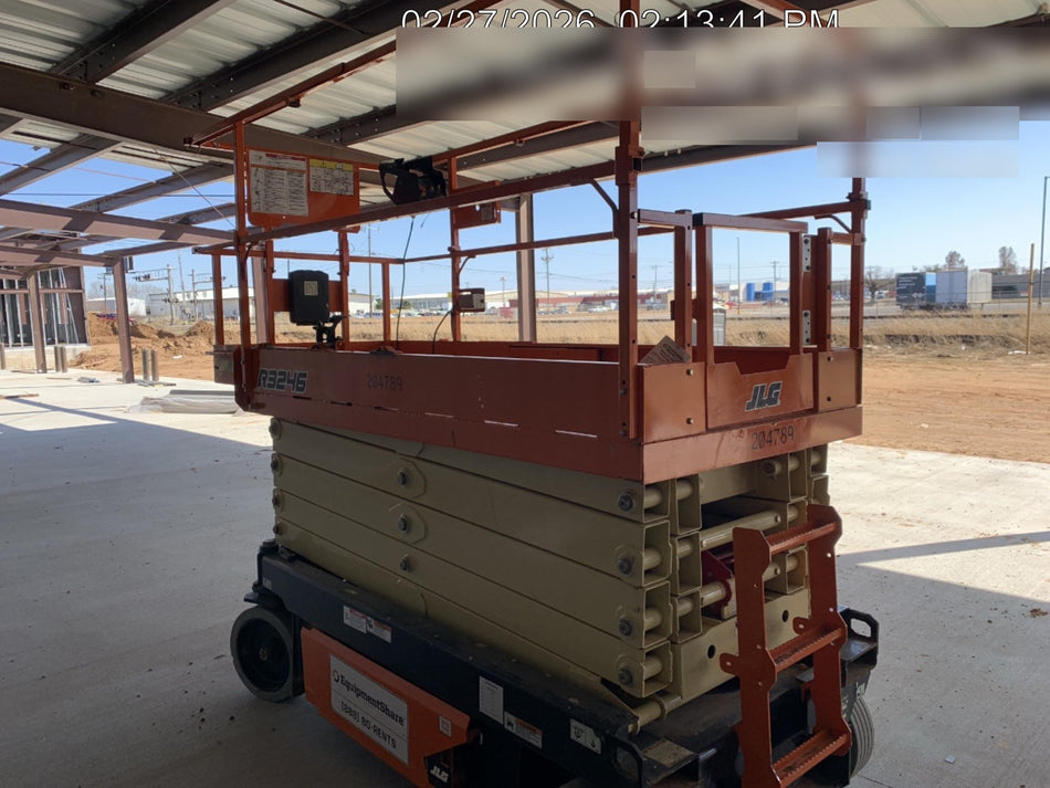 2021 JLG R3246