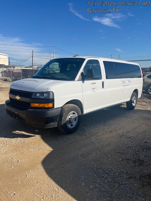 2024 CHEVROLET Express Van - Rental