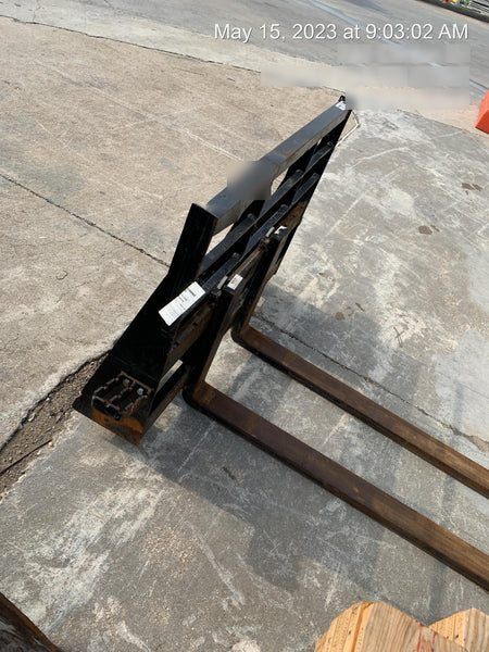 2022 ARROW MATERIAL HANDLING 60" Pallet Forks - Arrow