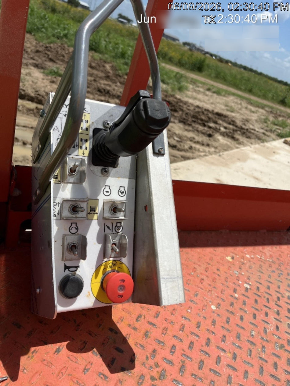 2016 SKYJACK SJ6832 RT