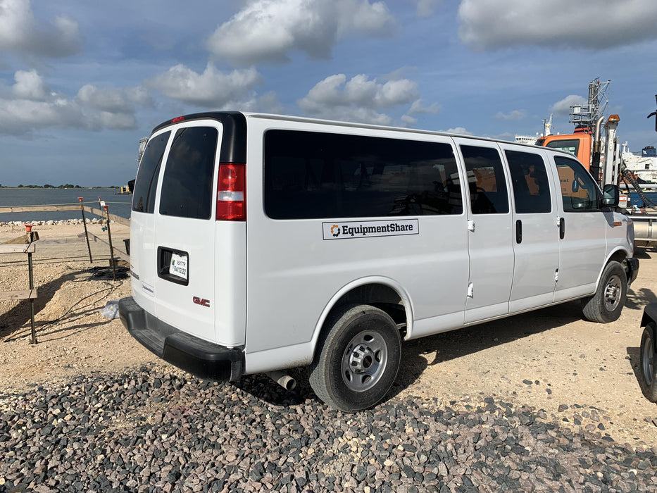 2022 GMC Savana 3500