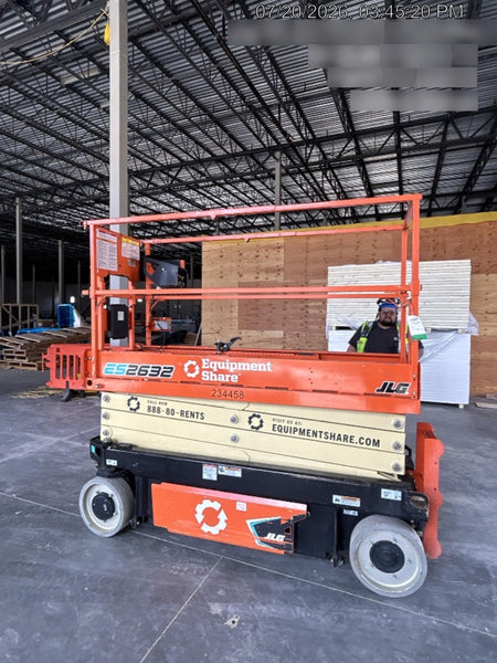2022 JLG ES2632