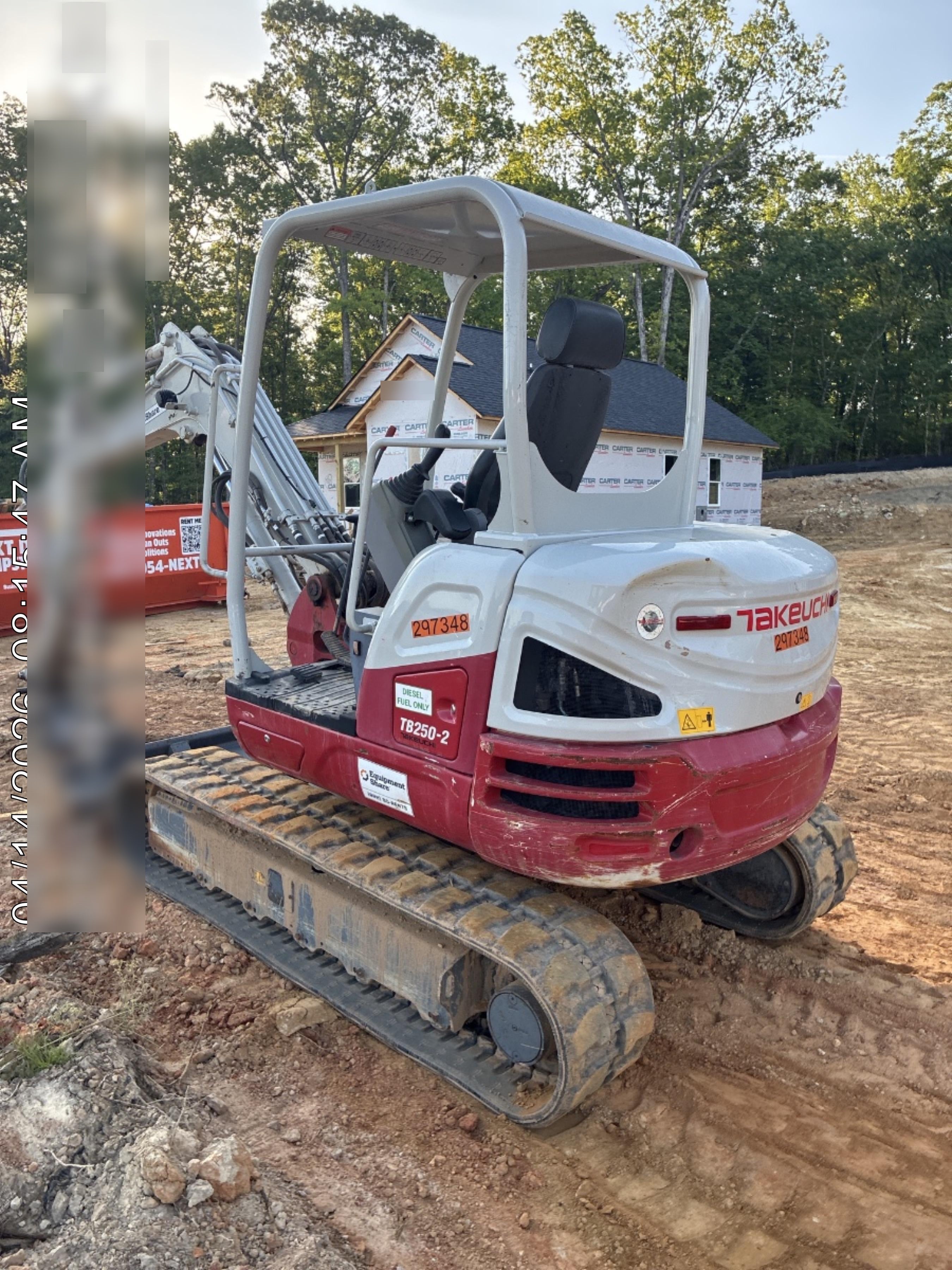 2023 TAKEUCHI TB250-2R