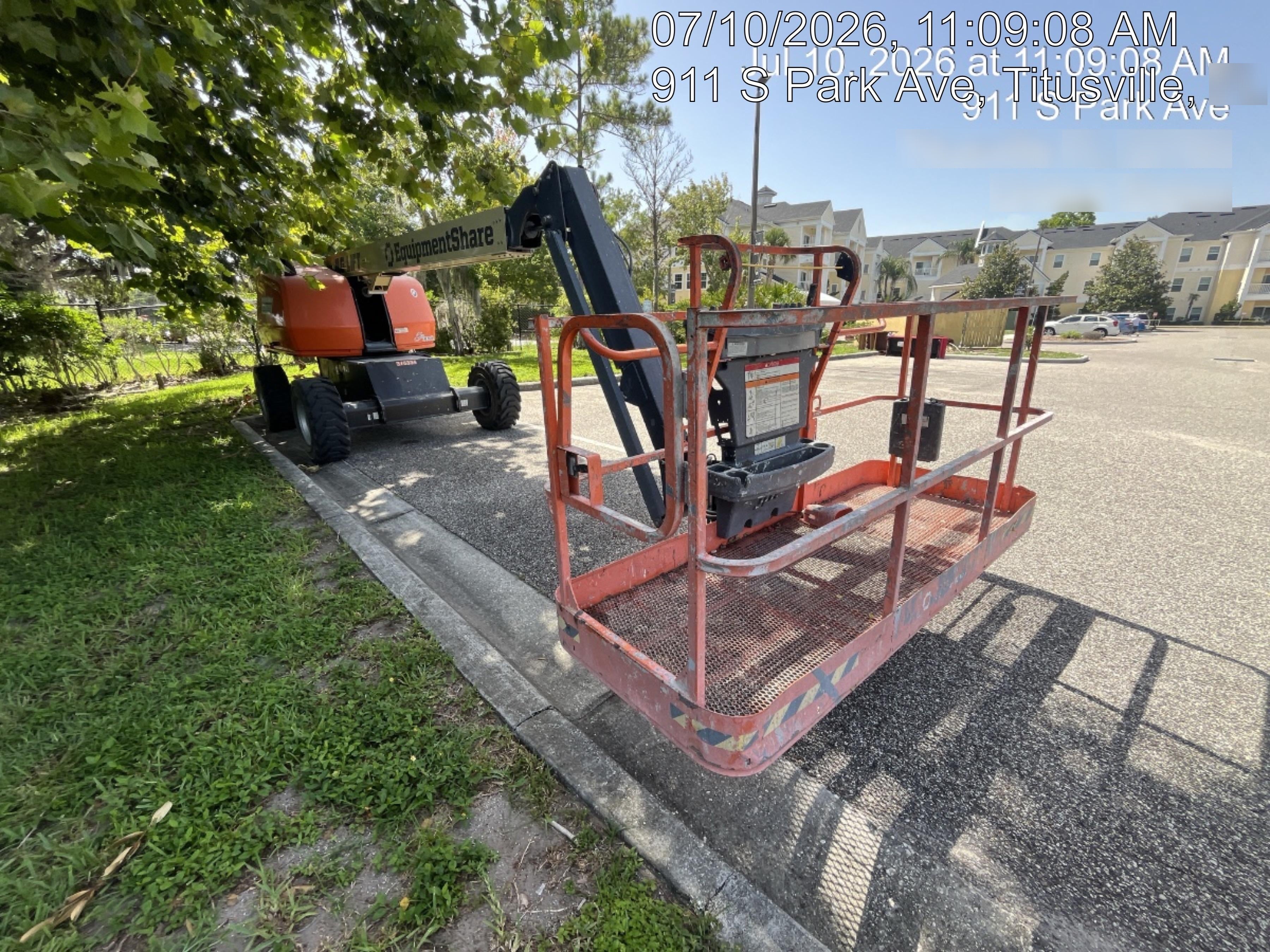 2023 JLG 460SJ