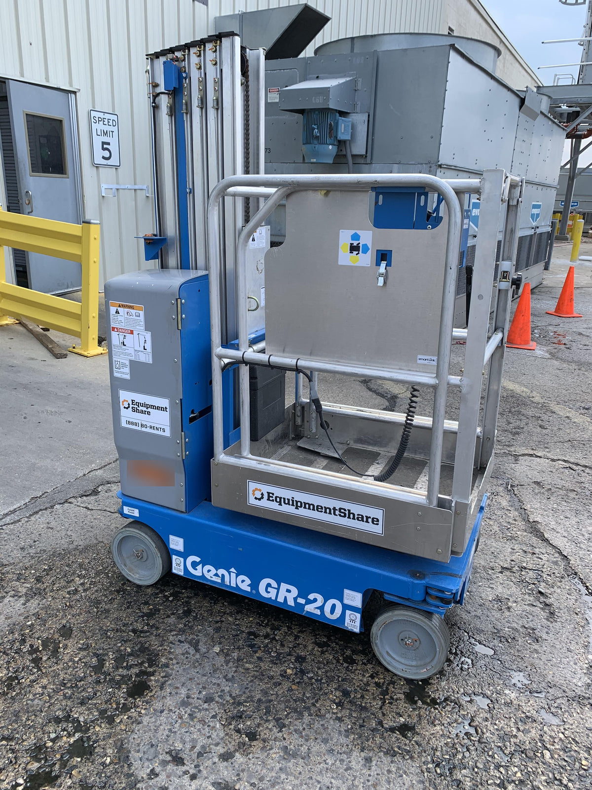 2019 GENIE GR-20