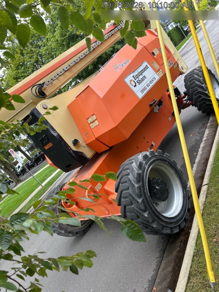 2021 JLG 800AJ
