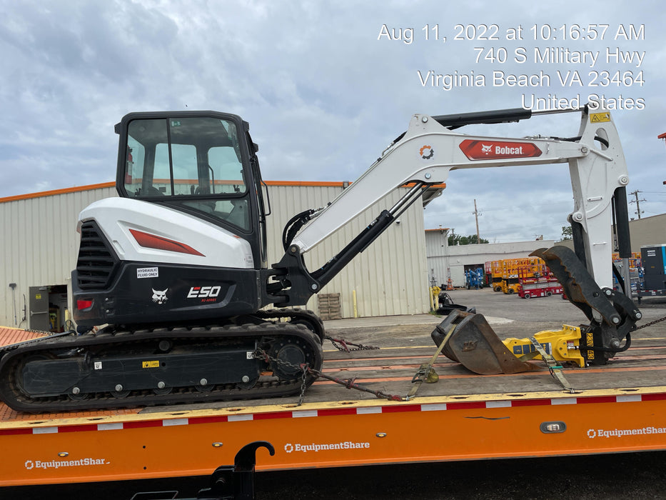 2022 Bobcat E50 Cab/Heat/Air, Rubber Tracks, Manual QC, Hydraulic Thumb