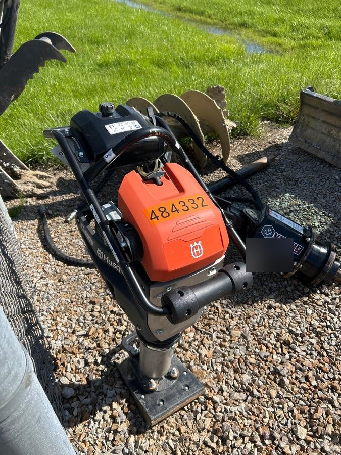 2024 HUSQVARNA LT5005