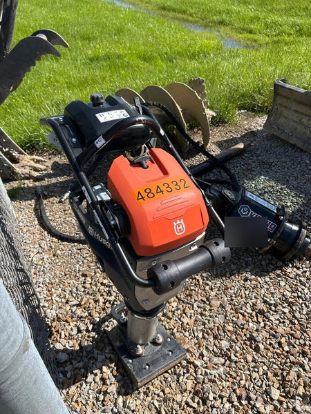 2024 HUSQVARNA LT5005