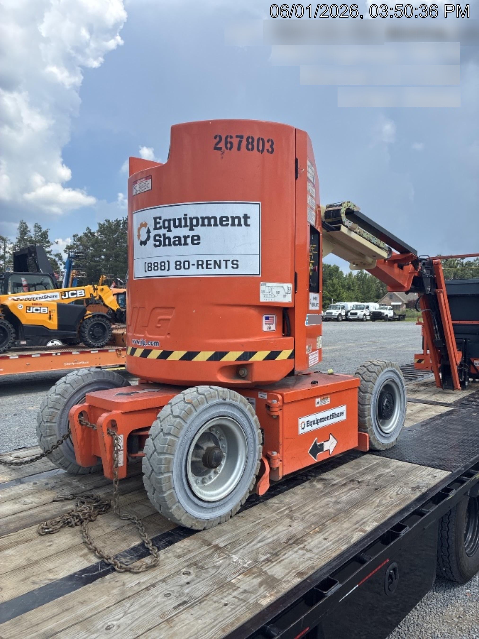 2022 JLG E300AJP