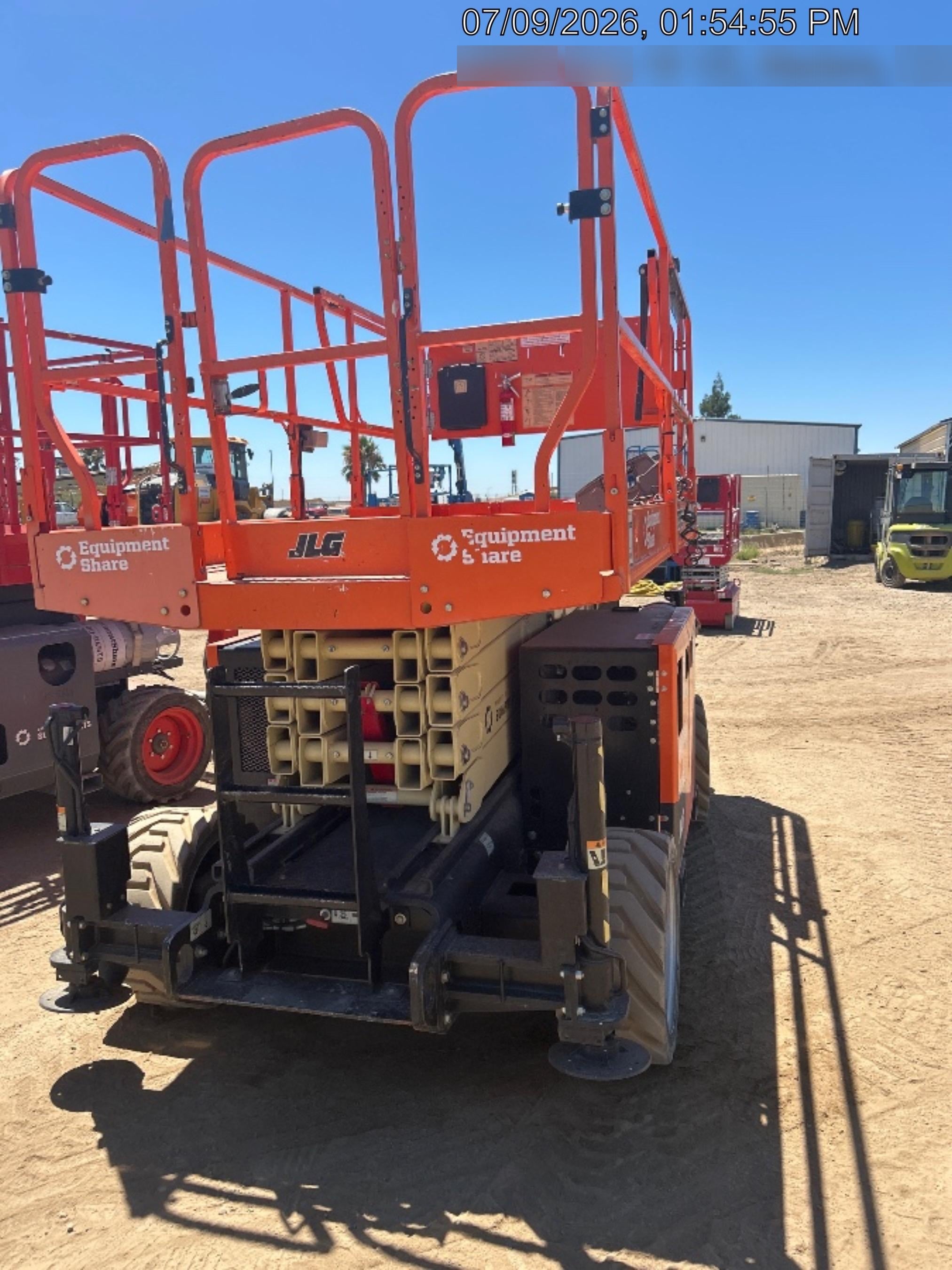 2022 JLG RT3369