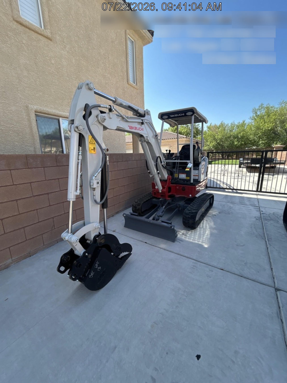 2024 TAKEUCHI TL8R2-CRH