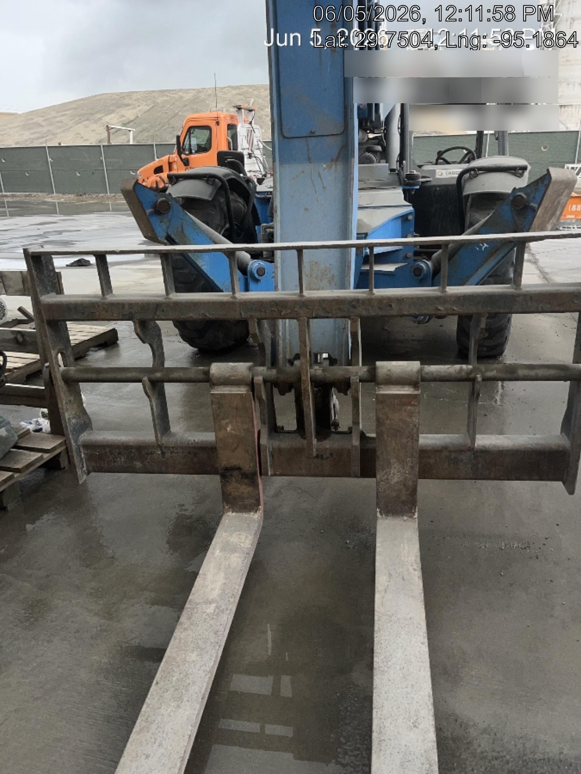 2018 GENIE GTH-1056