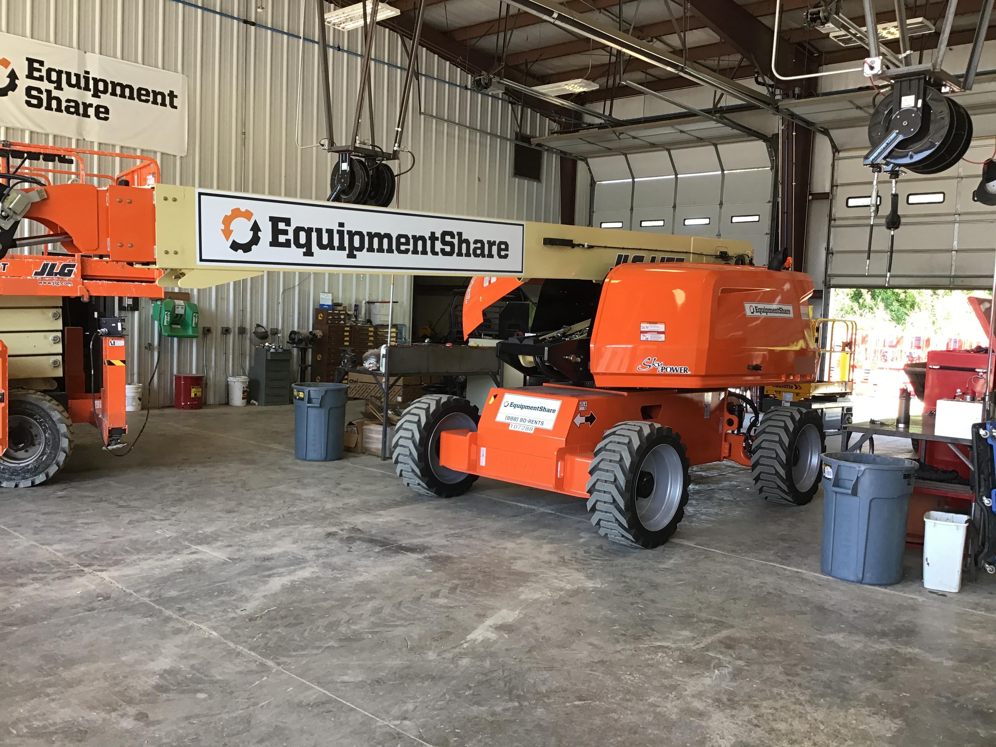 2020 JLG 660SJ