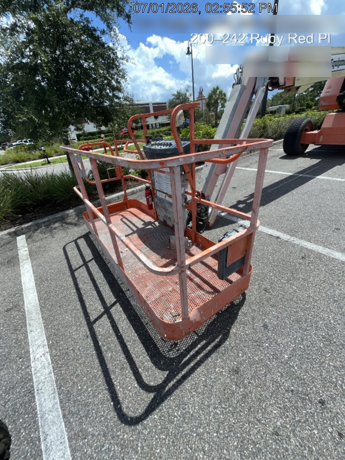 2019 JLG 660SJ