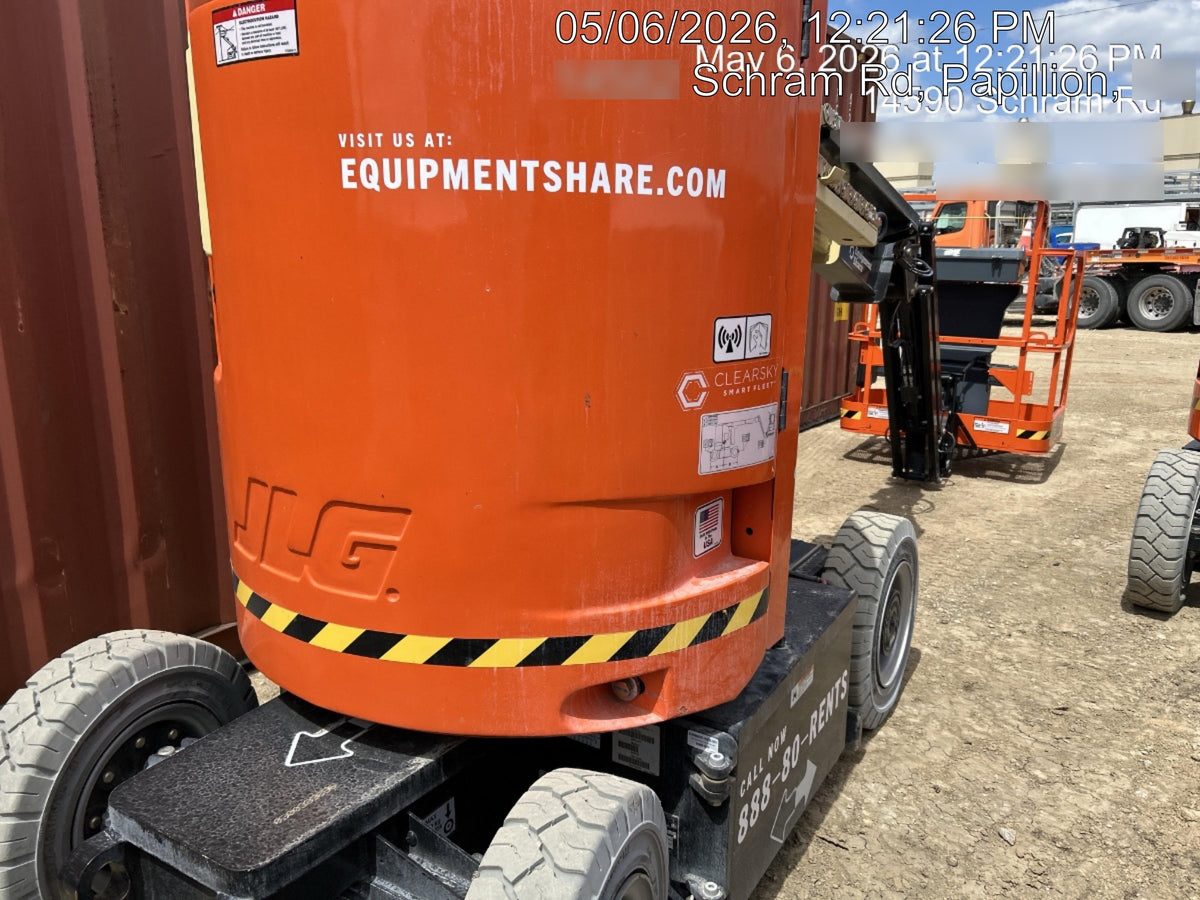 2025 JLG E300AJP