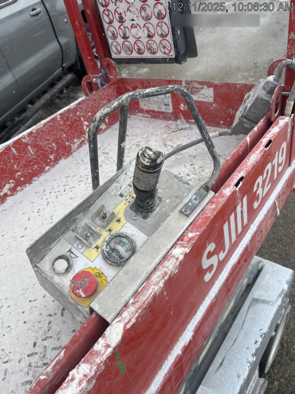 2017 Skyjack SJIII-3219 Standard Rental Specs