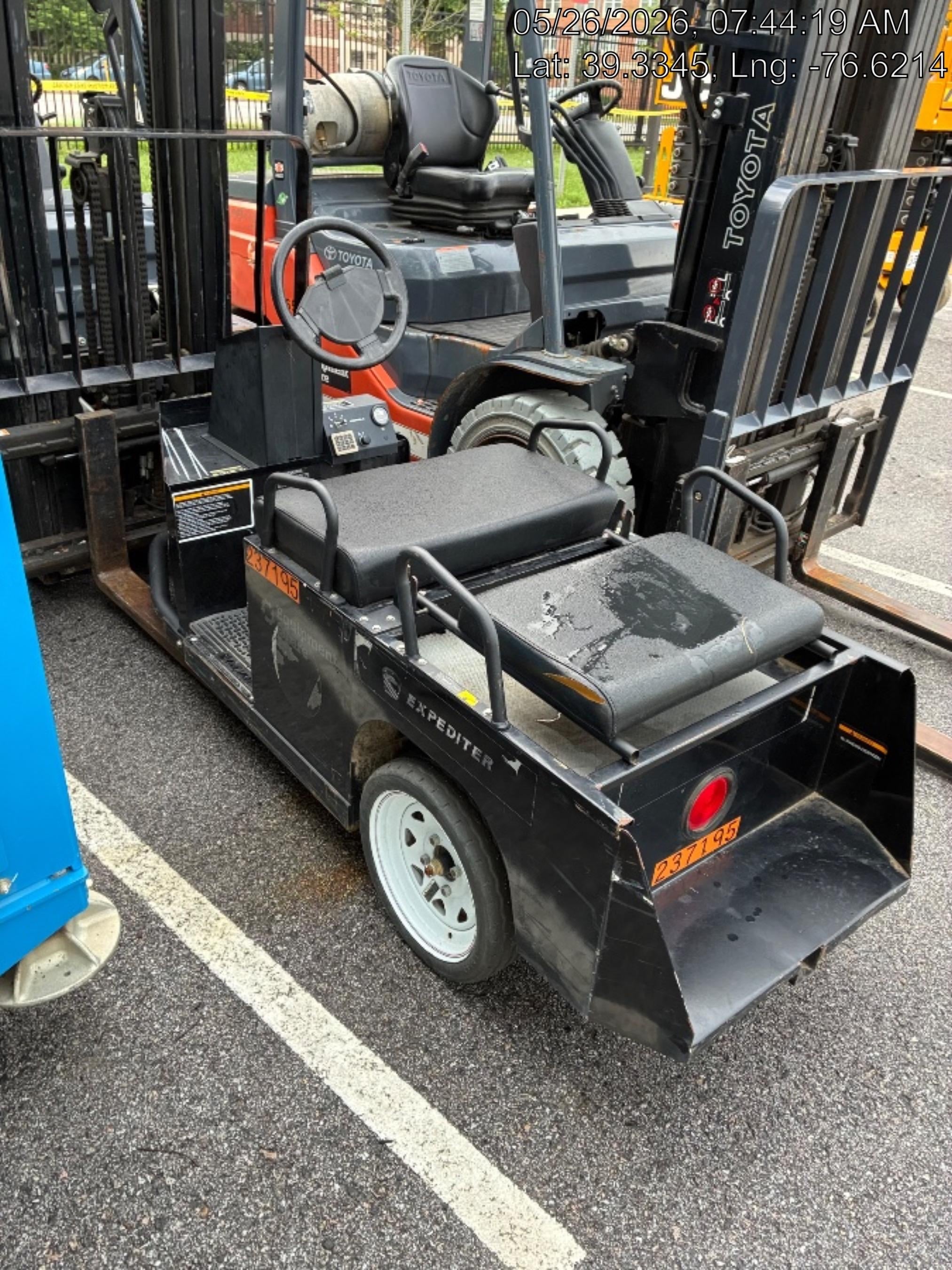 2022 COLUMBIA Expediter