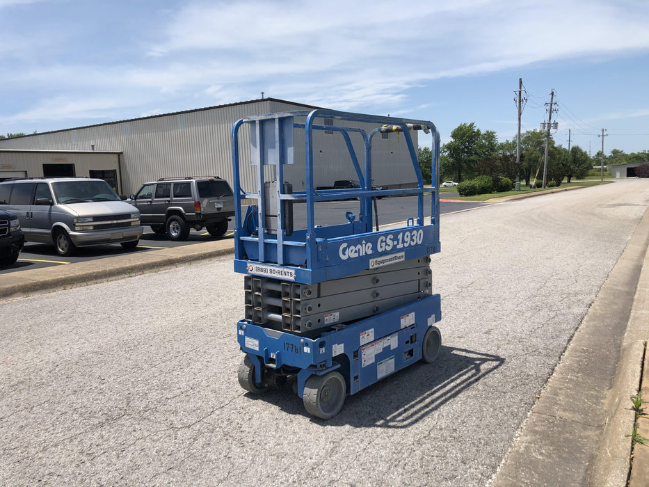 2018 Genie GS-1930 Genie GS-1930 w/Fixed Rail, Chain Entry
