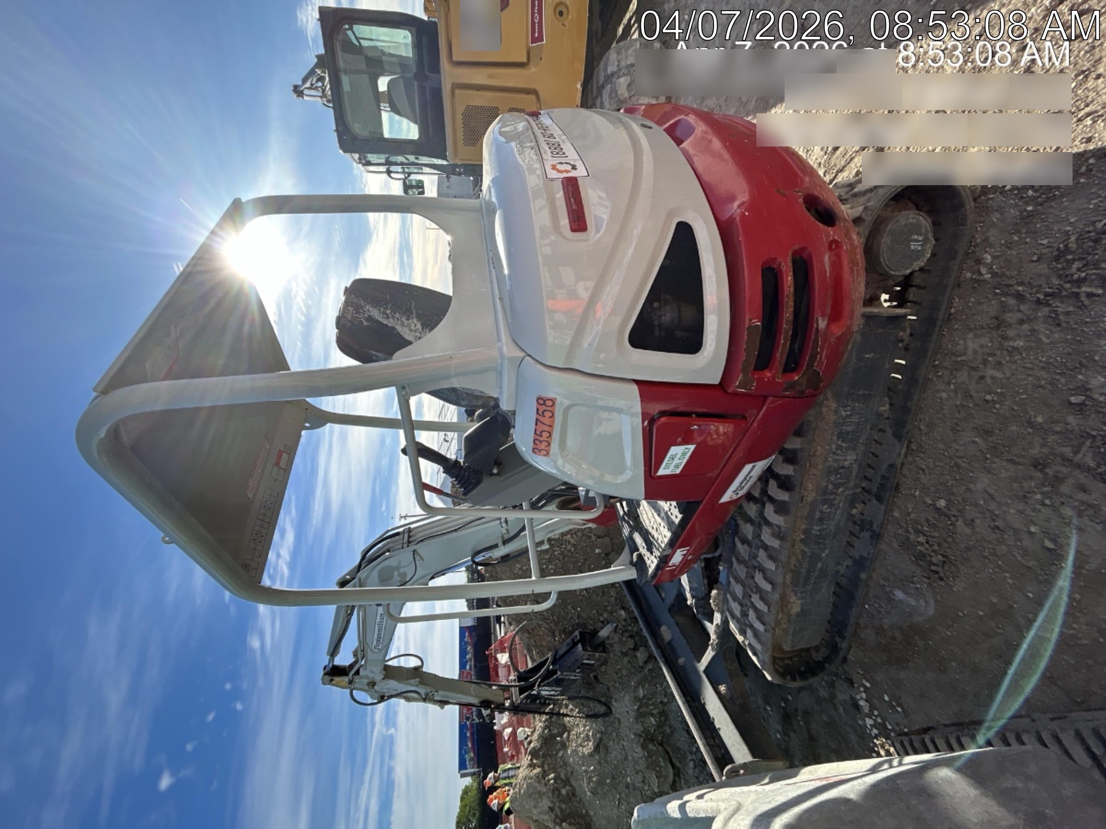 2023 TAKEUCHI TB235-2R