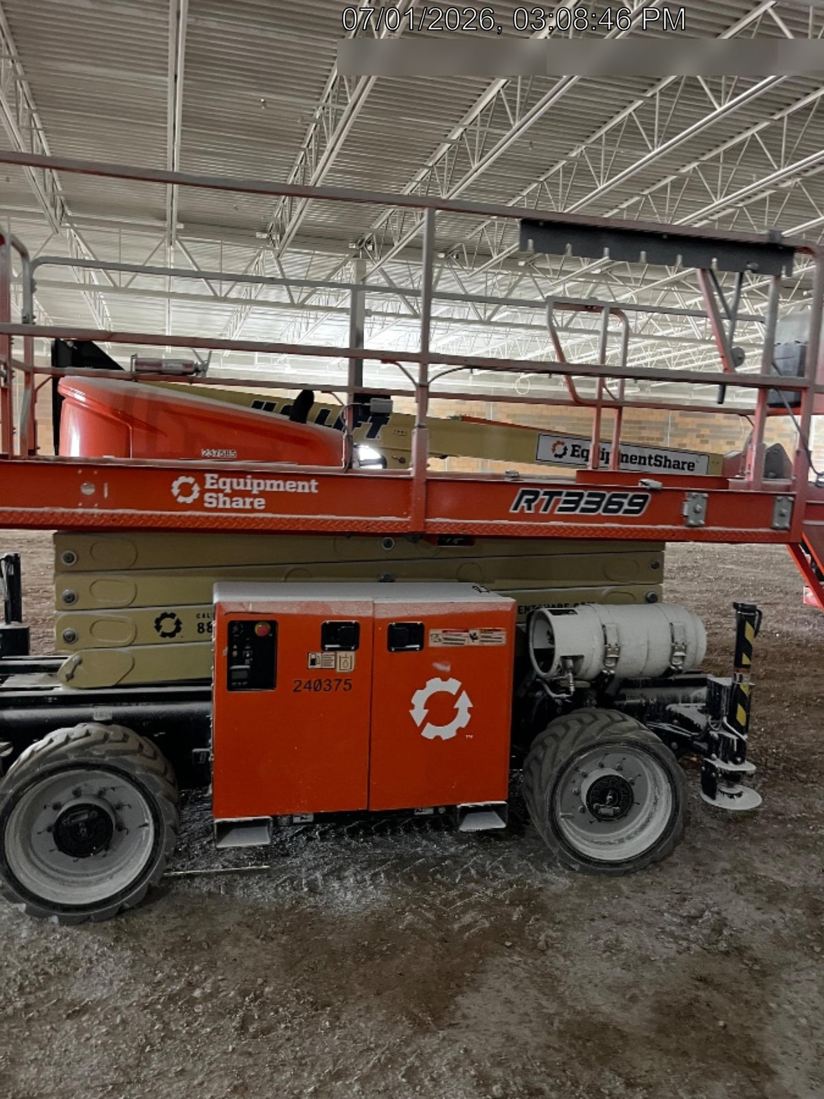 2022 JLG RT3369