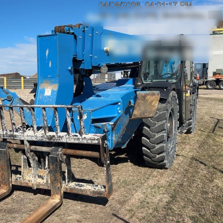 2018 Genie GTH-1056 Genie GTH-1056 w/Enclosed Cab w/HVAC, Work Lights, Solid Tires, Beacon, 60" Carriage and Forks