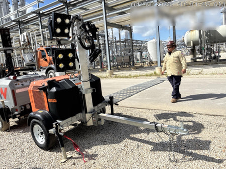 2024 Wanco WLTT-4MM4K Diesel, Deep Sea Controller, Shore Power Plug, Auto Start, (4) 350W LED Floodlights, 4kW Generator, 60 Gal Fuel Tank, 2" Ball, T3