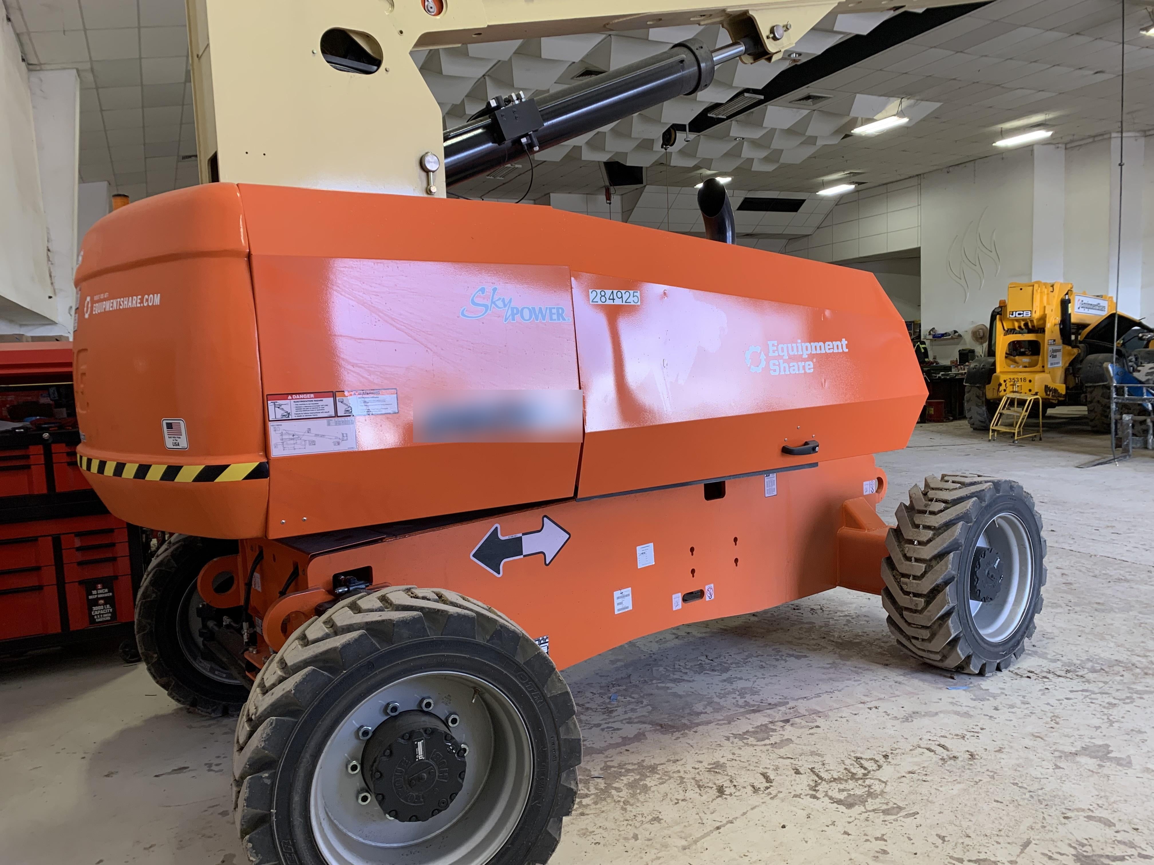 2022 JLG 860SJ