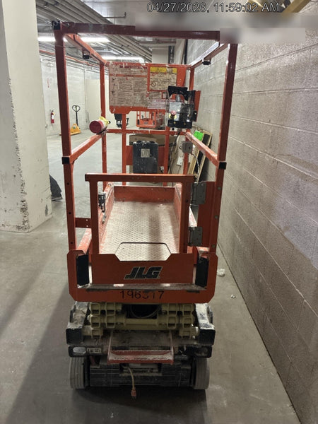2021 JLG ES1330L
