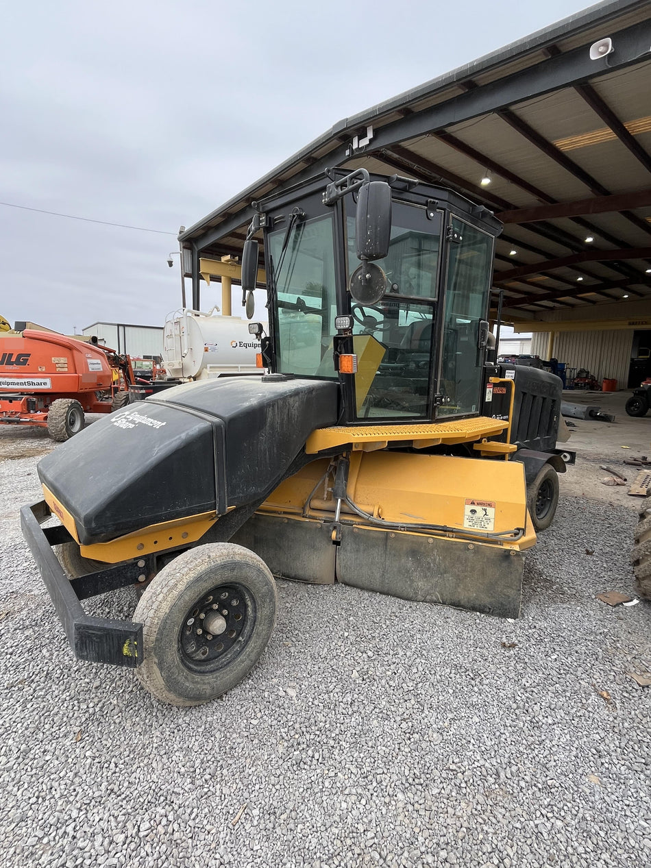 2023 LAYMOR SM450