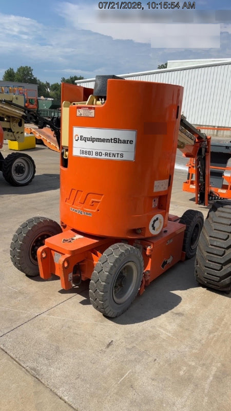 2019 JLG E300AJP
