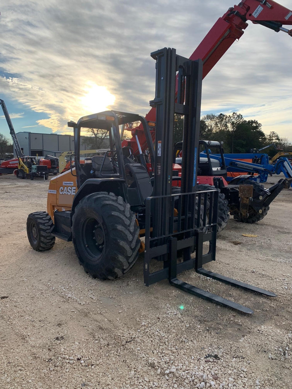 2021 CASE 586H