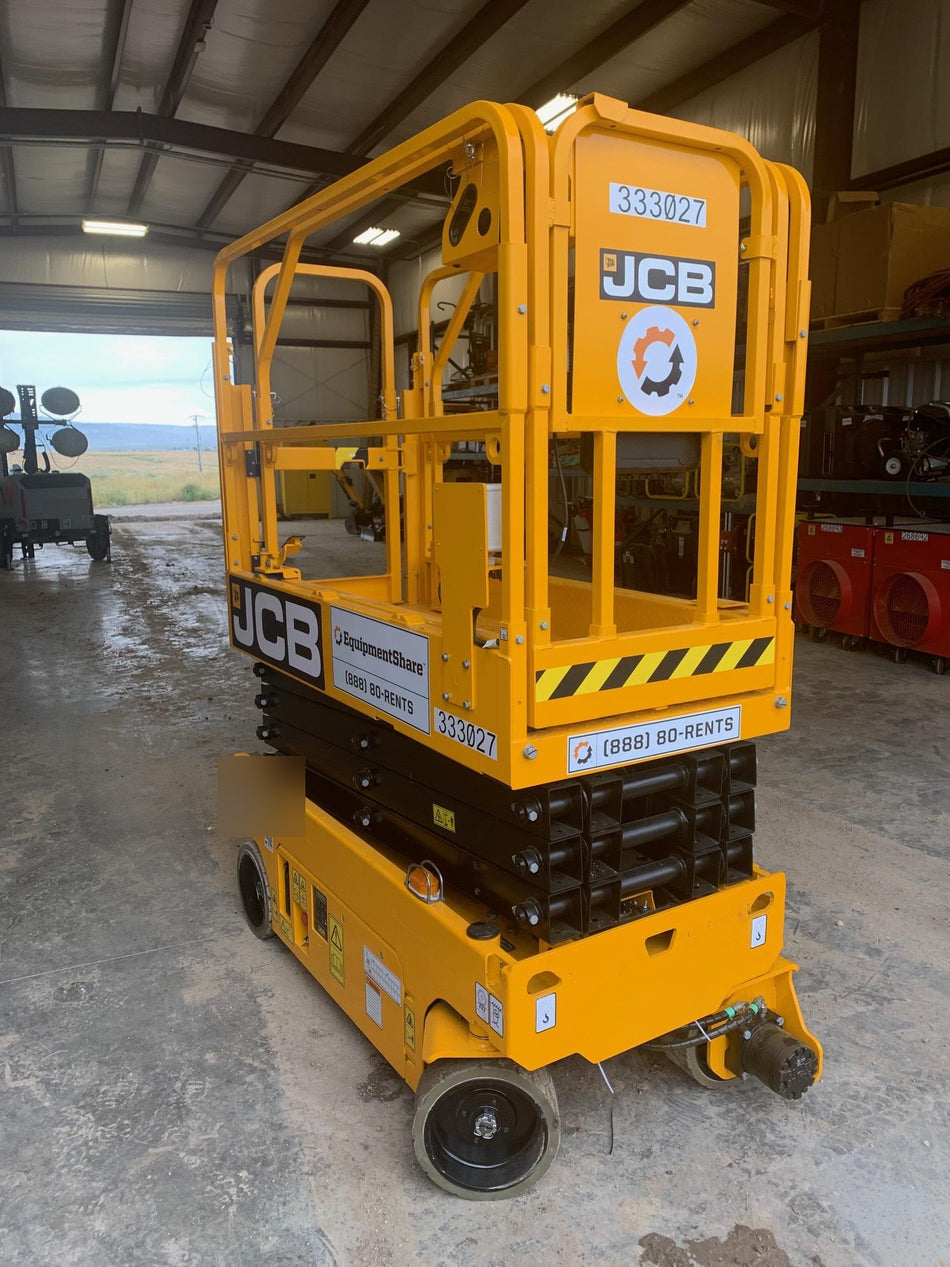 2023 JCB S1930E