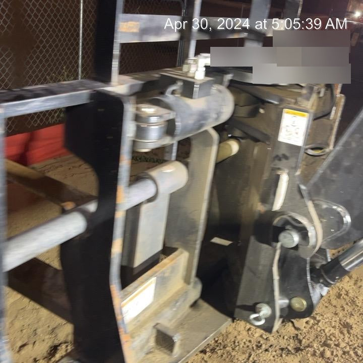 2023 JLG 1001095418S
