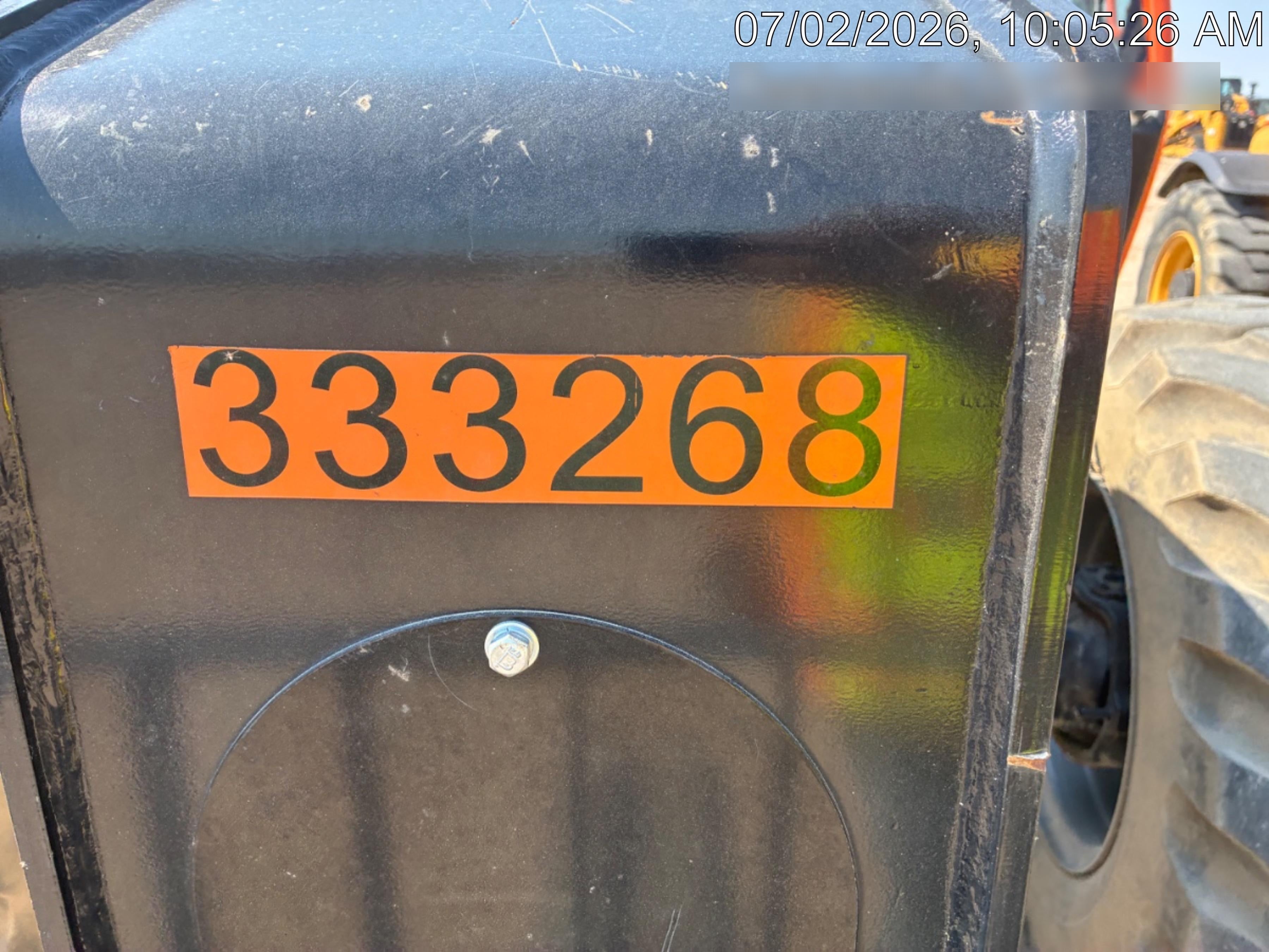 2023 JLG 1732