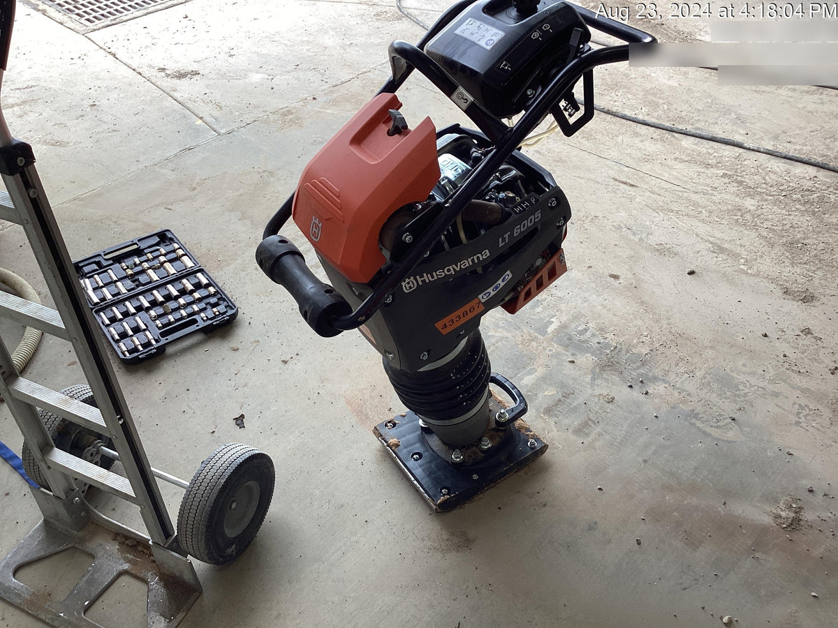 2024 HUSQVARNA LT6005
