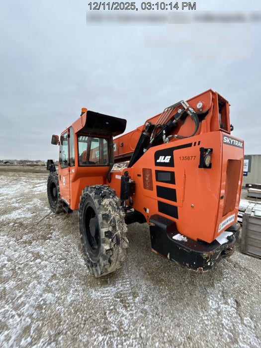 2021 JLG 12054