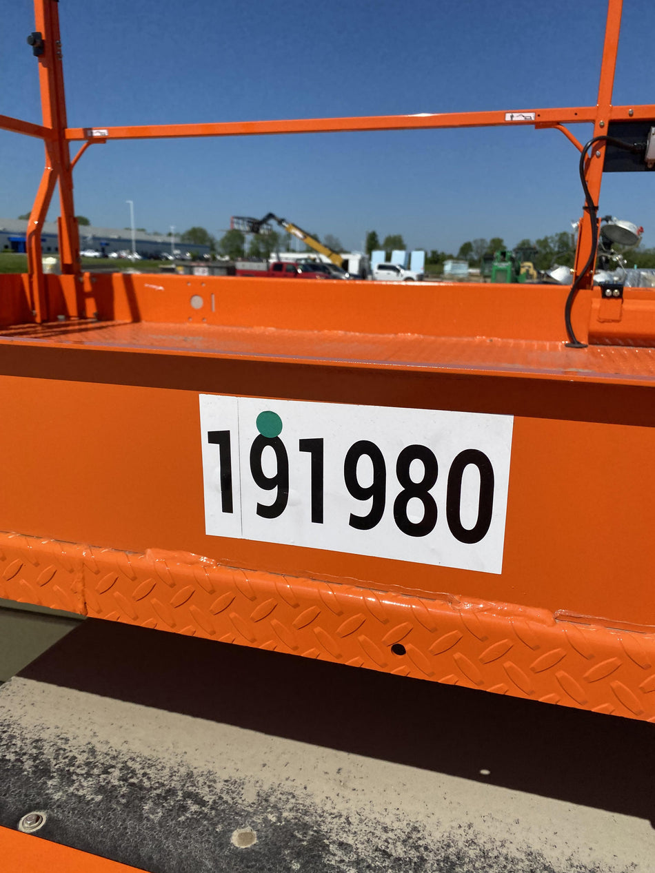 2021 JLG ERT4069