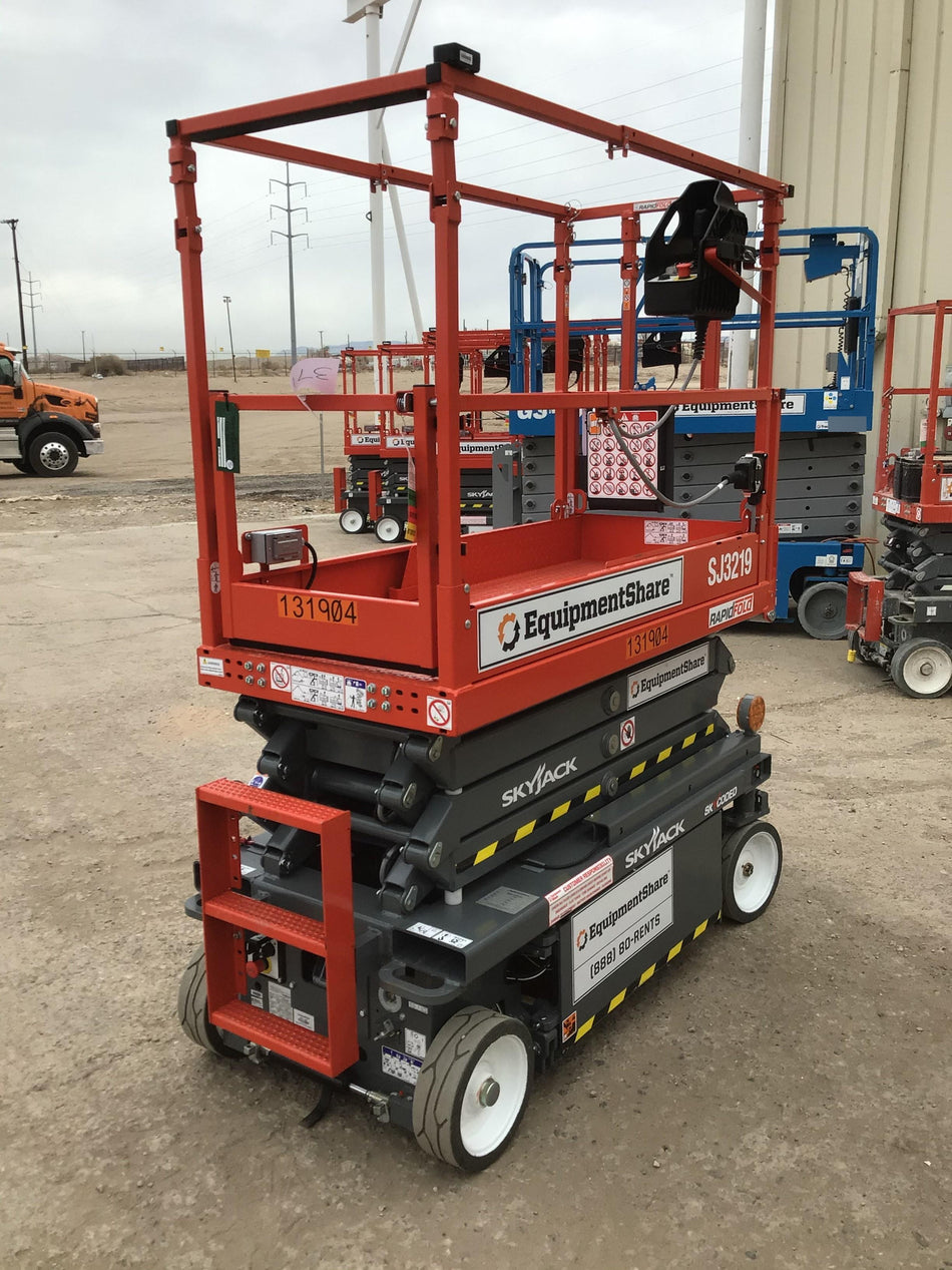 2021 SKYJACK SJ3219