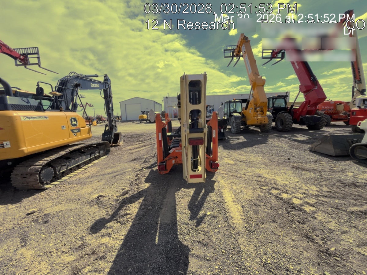 2021 JLG T350