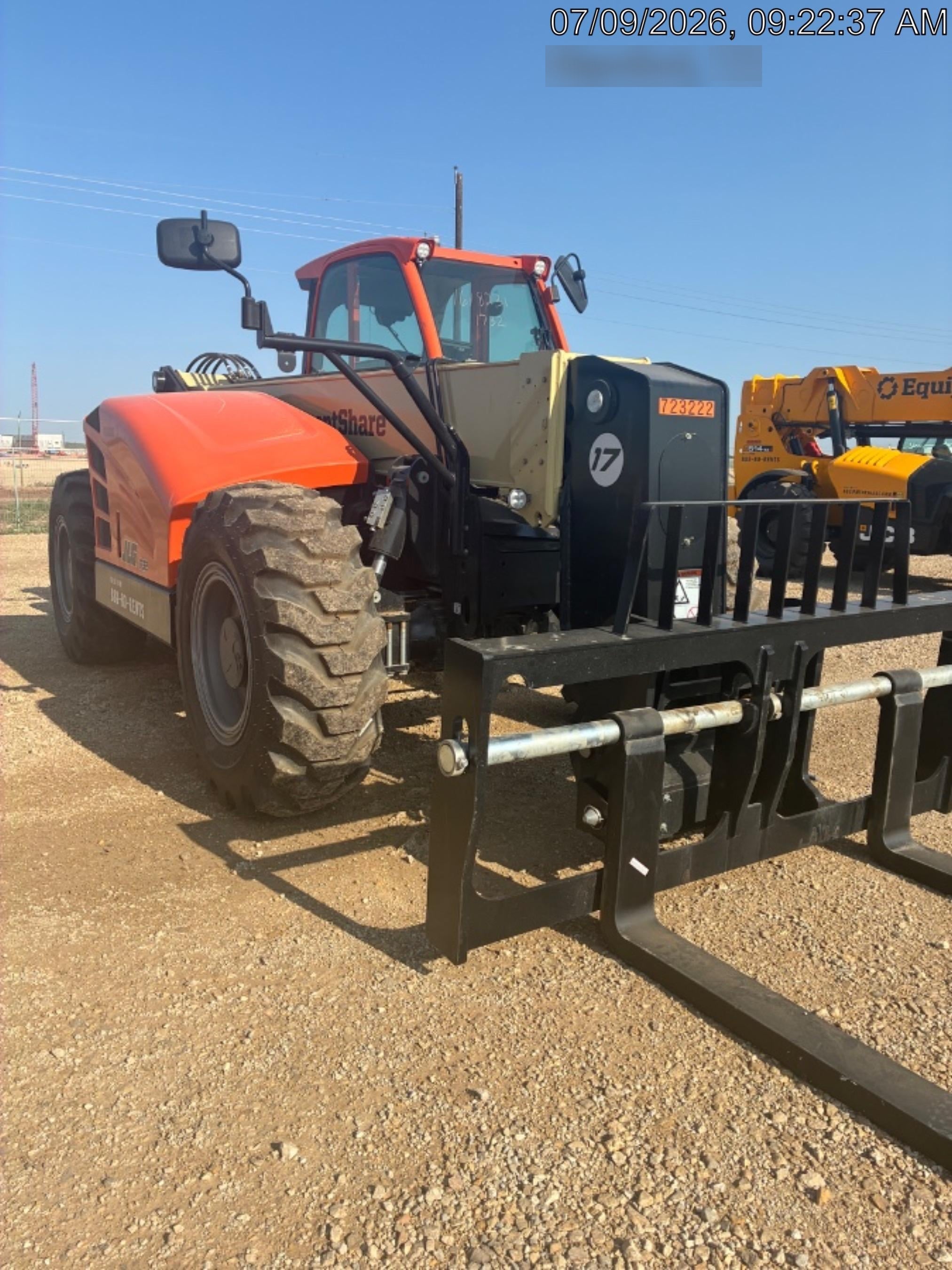 2026 JLG 1732