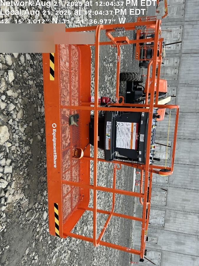 2025 JLG 660SJ