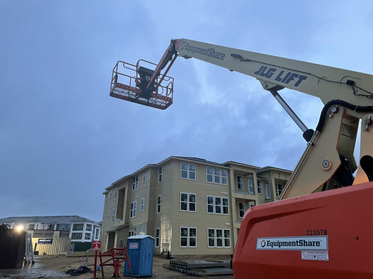 2022 JLG 660SJ Quad Track