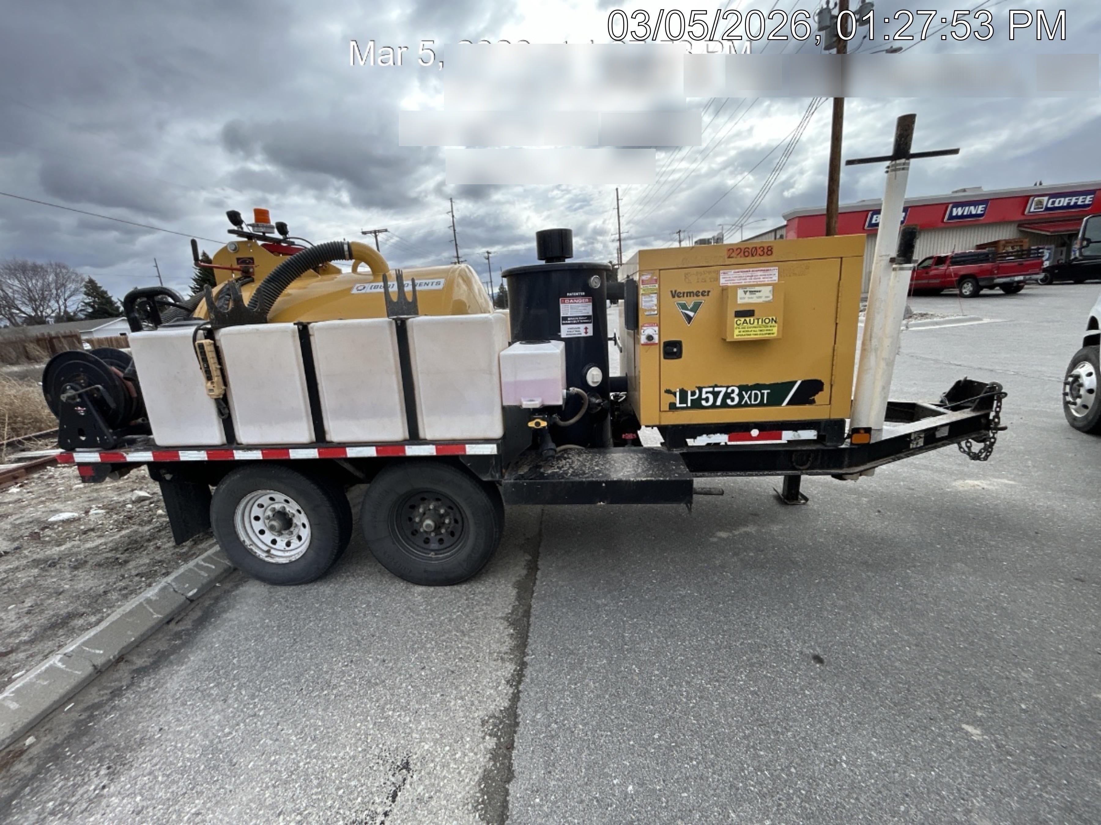 2022 VAC-TRON LP573XDT