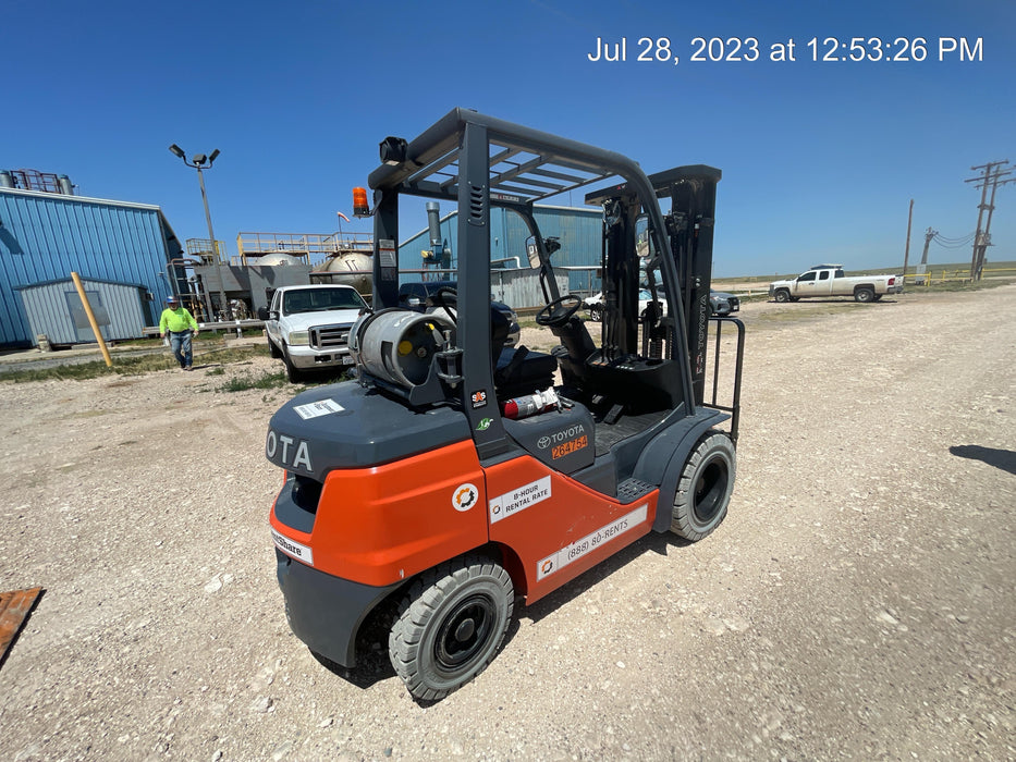 2022 TOYOTA 50-8FGU25