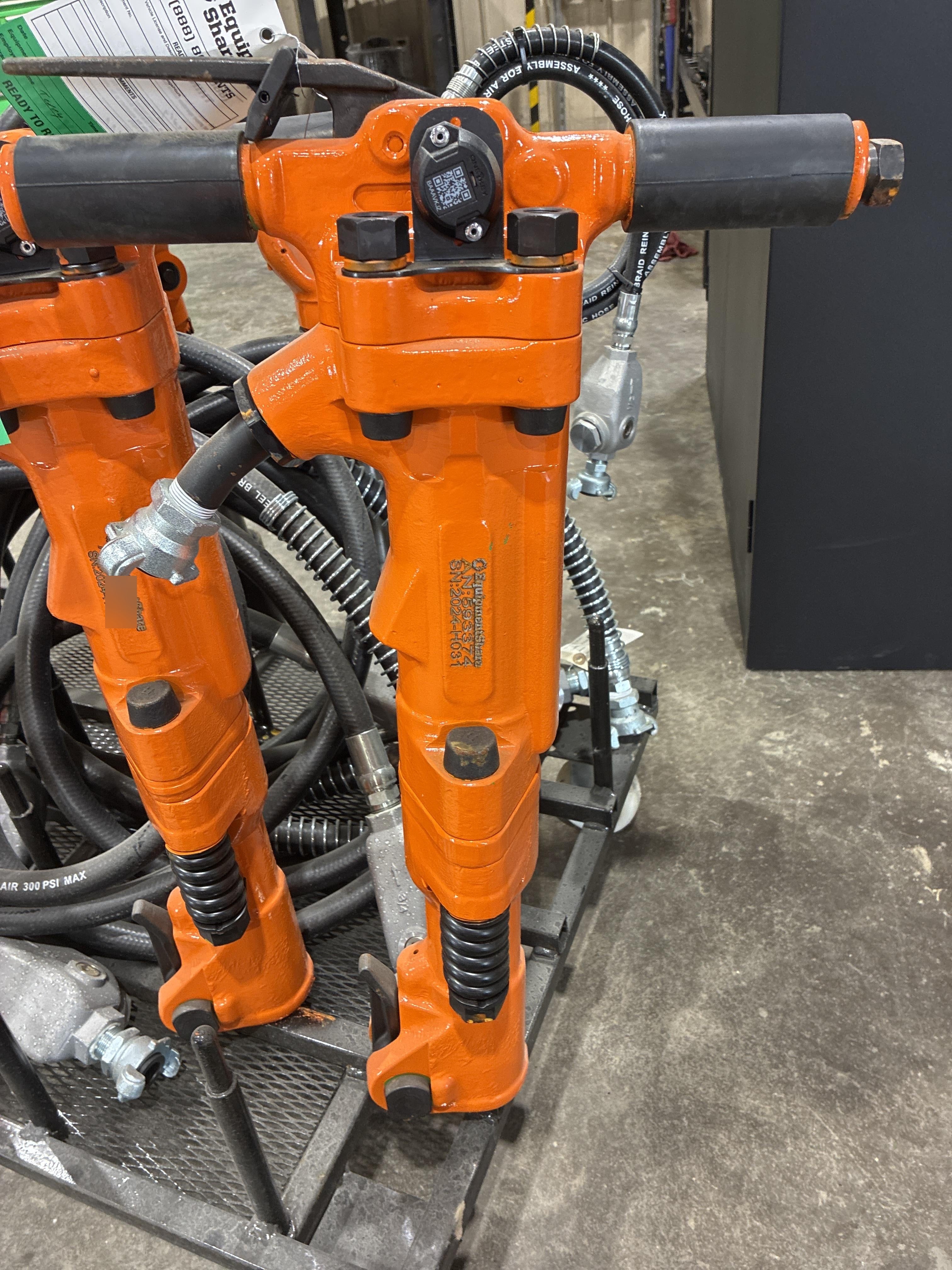 2024 MICHIGAN PNEUMATIC ES-TPB60-118-TRACKER