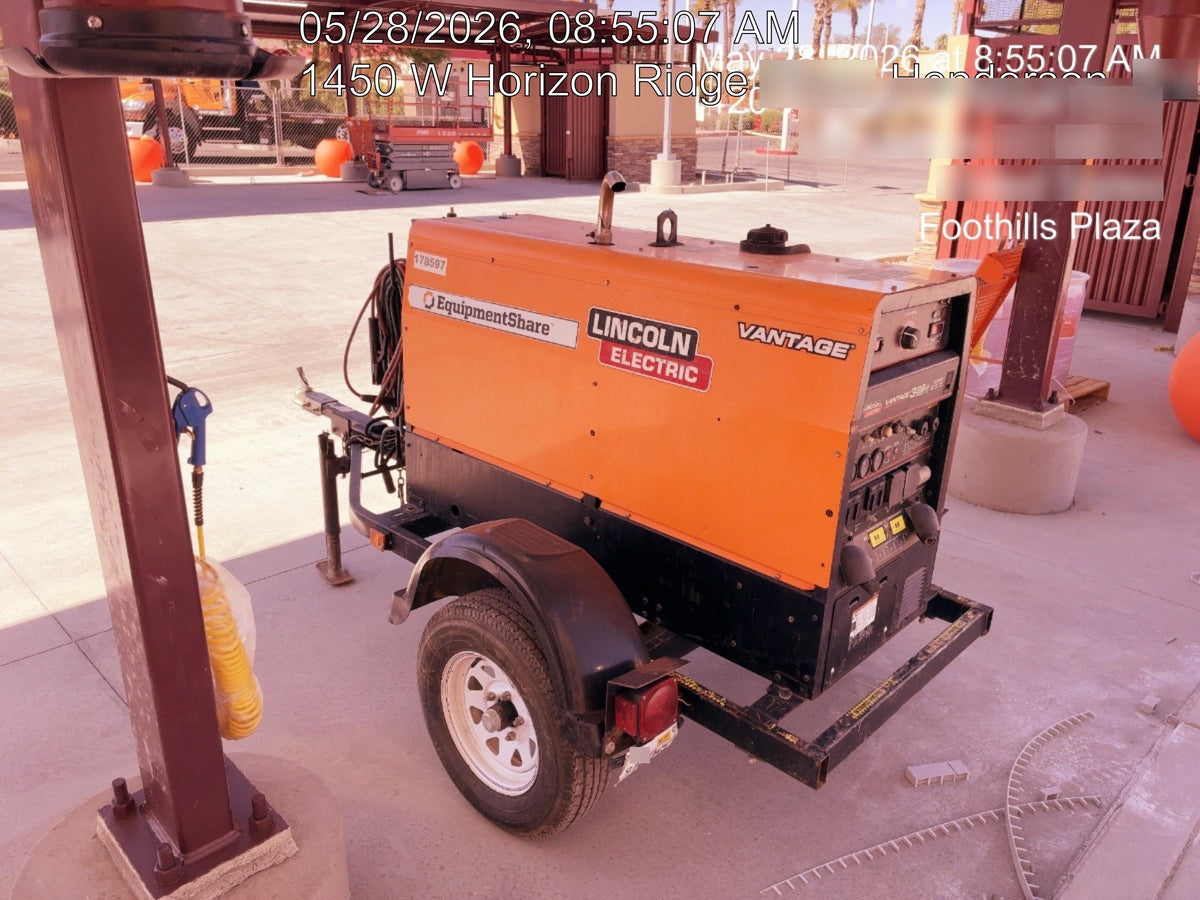 2021 Lincoln Electric Vantage 322 Vantage 322 Ready Pak 3 w/ Decals, ORANGE (includes trailer, cable rack, fender light kit) NO Telematics
