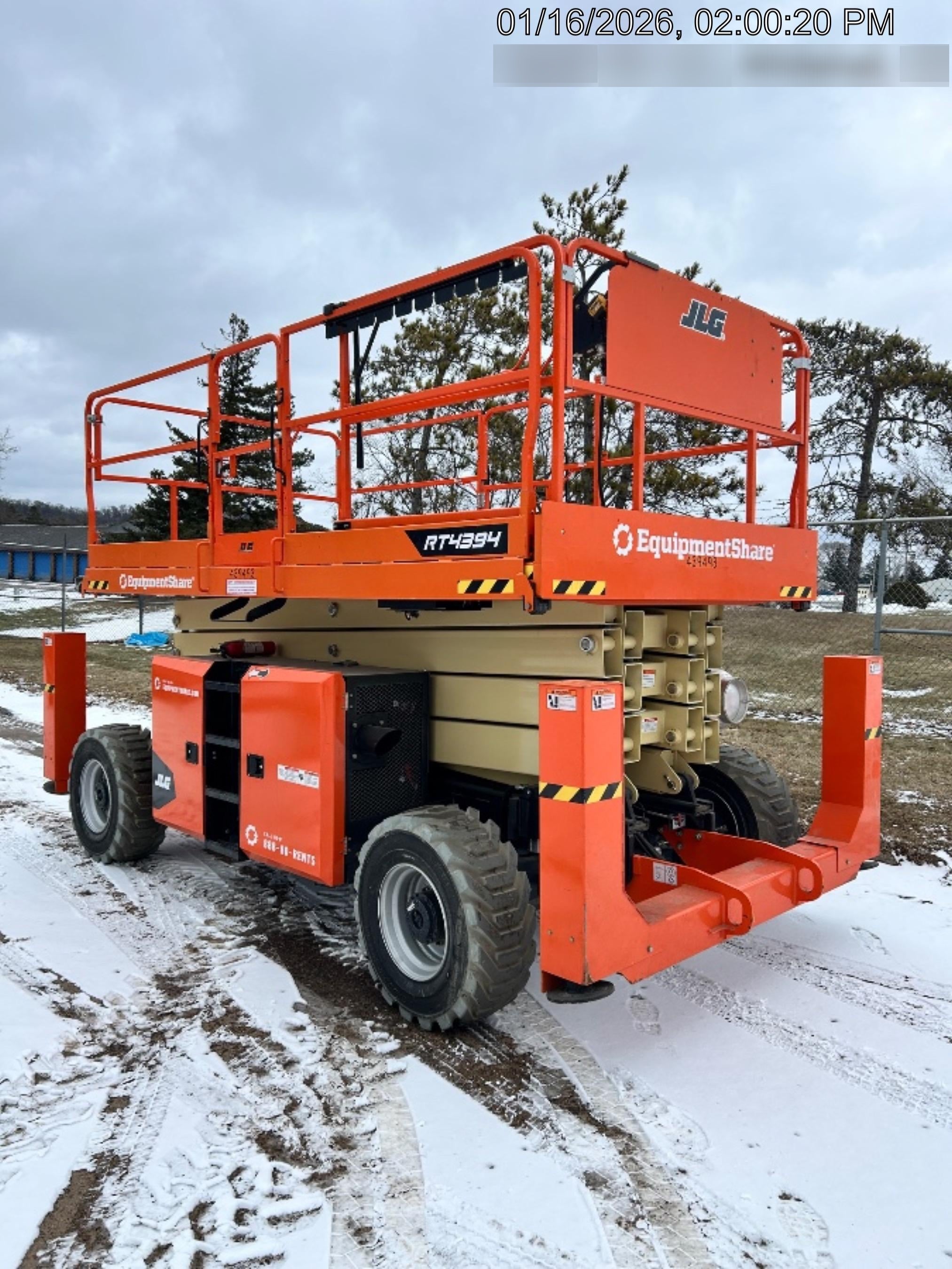 2024 JLG RT4394