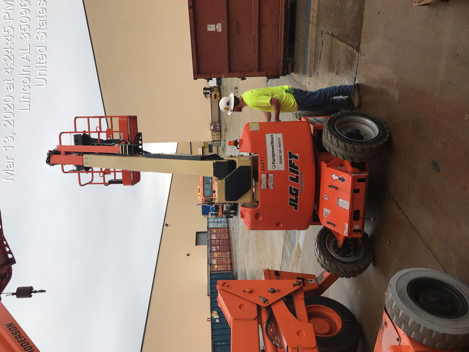 2019 JLG E450AJ